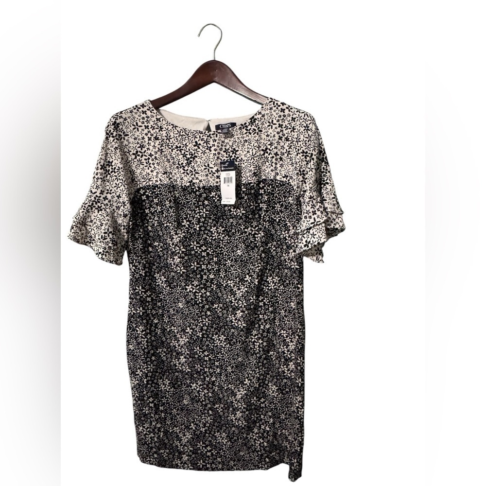 NWT Chaps Monochrome Floral Pattern Dress Retails for $100 Size 14